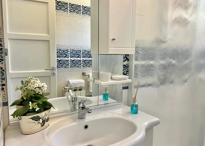 Ca Del Sole - Free Parking Apartment *